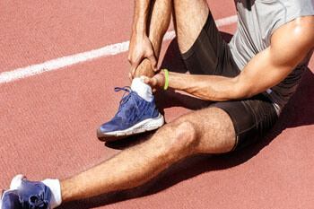 Sports medicine, sports injuries treatment in the Pearland, TX 77584 and Houston, TX 77027, 77074, 77008 areas